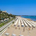 Club Melas Prive 5*