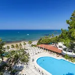 度假村 Club Melas Prive 5*