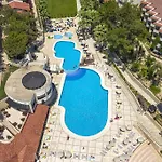 Club Melas Prive Complex Side