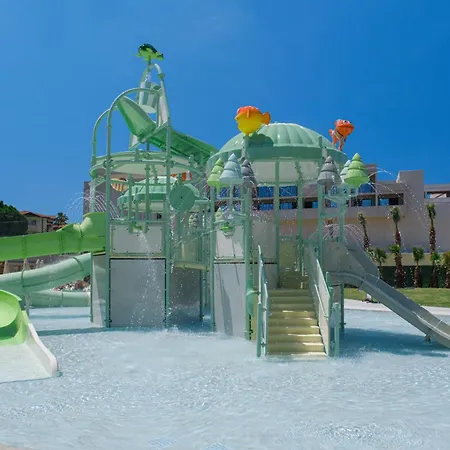 Resort Club Melas Prive 5*