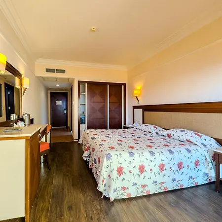 Club Melas Prive Resort Side