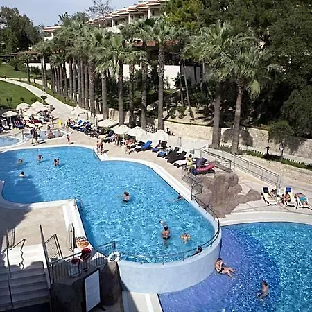 Club Melas Prive Feriested 5*