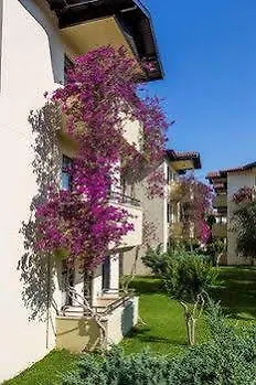 Feriested Club Melas Prive Side