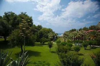 Club Melas Prive 5* Side