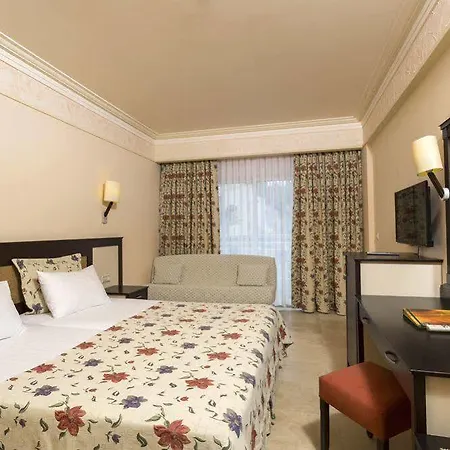 Resort Club Melas Prive 5*