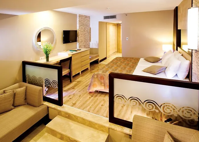 אתר נופש Club Melas Prive 5*