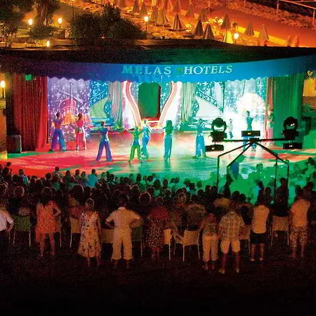 Club Melas Prive Side