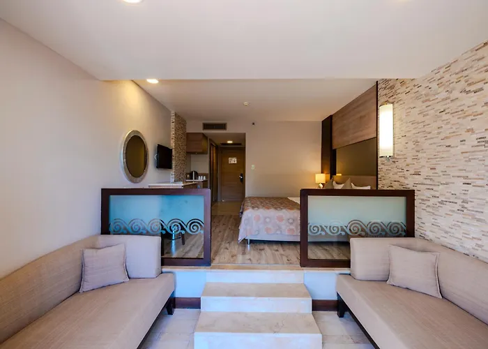 Club Melas Prive 度假村 5*